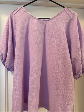 Relaxed Lilac Puff-Sleeve Top by GiGio plus